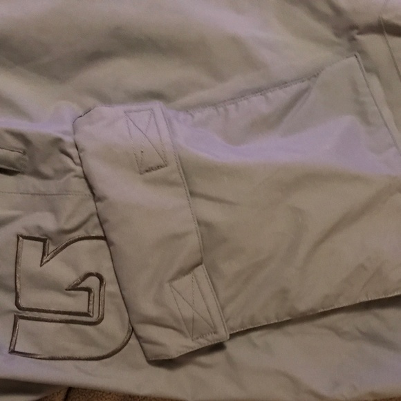 Men’s Burton snowboarding pants - Picture 5 of 10